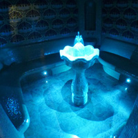 Турецкая баня с фонтаном общий вид